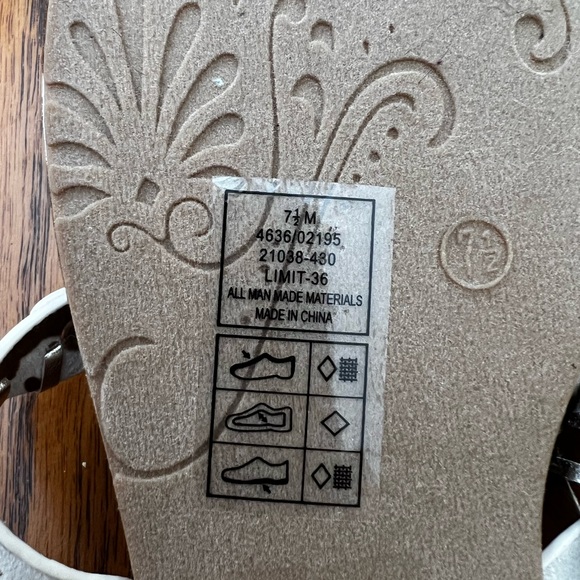 Pierre Dumas Slip On Sandals brown cow print size 7.5 - Picture 6 of 6